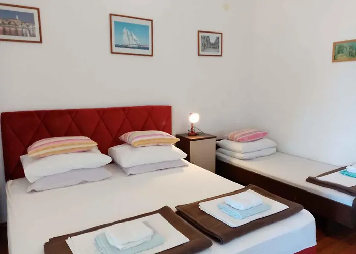 6 Apartment Vinisce